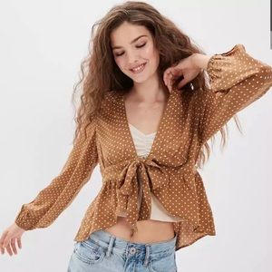 LAST CHANCE💥 American Eagle Silky Tie-Front Blouse